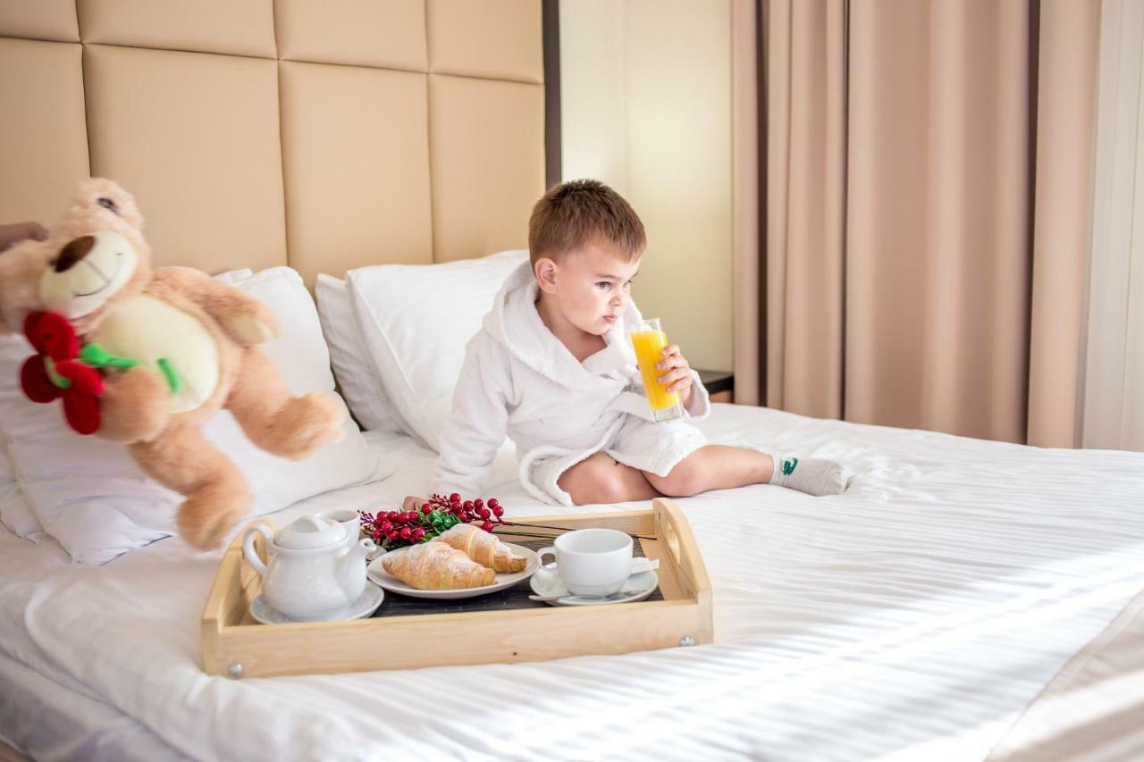 Green Park Hotel&SPA Truskavets Buitenkant foto