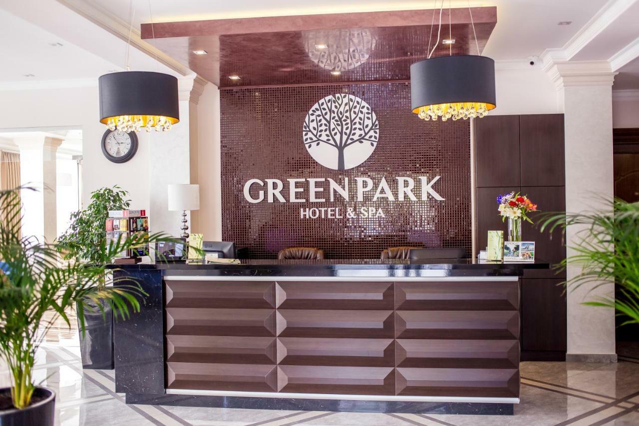 Green Park Hotel&SPA Truskavets Buitenkant foto